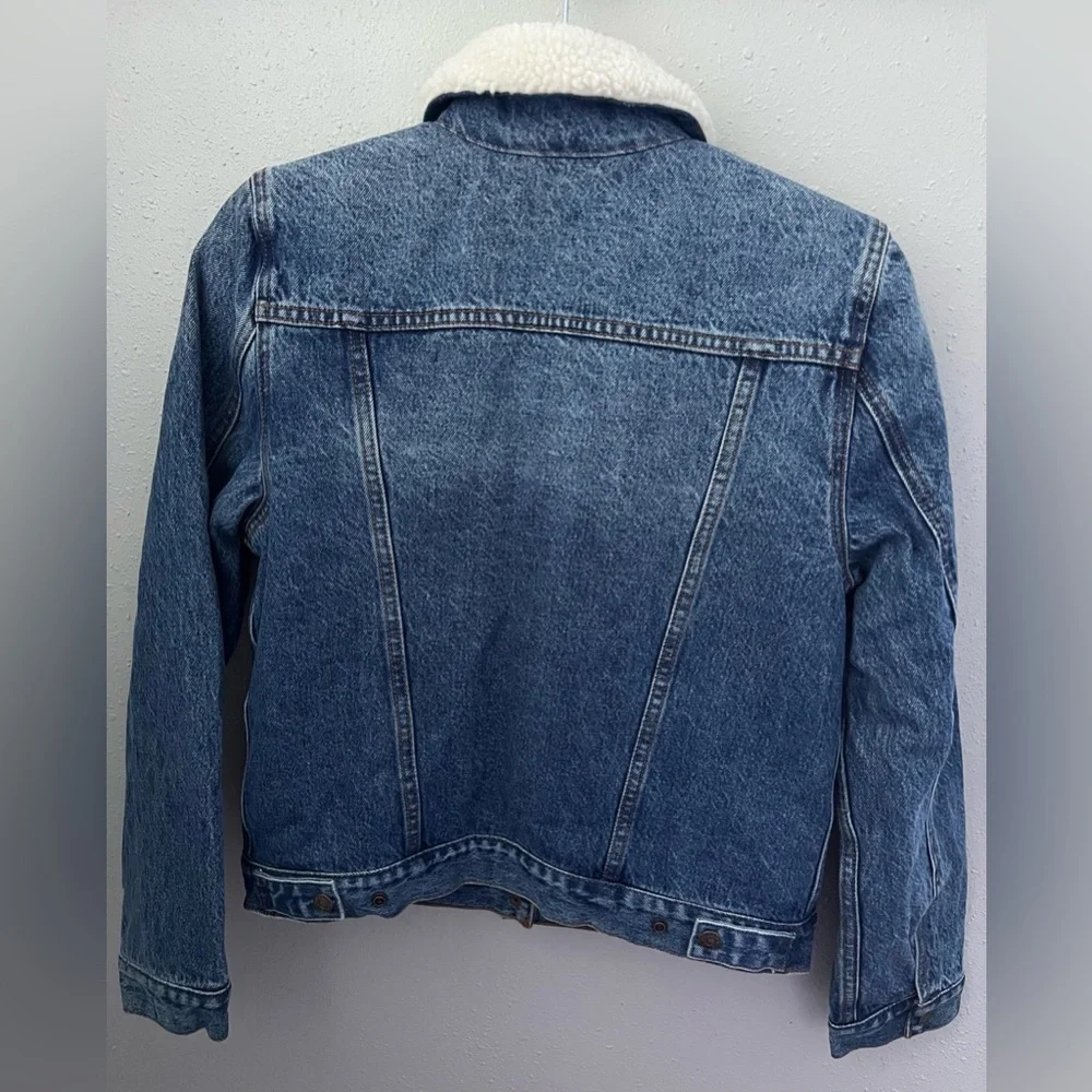 Levi’s Original Studded Sherpa Denim Trucker Jacket Size XS New